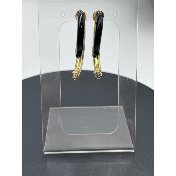 DEMARSON Designer Luna Black
Cream Half Hoop Front Back
Resin Versatile Earrings - Picture 4 of 8